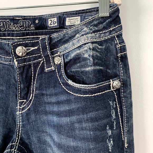 Miss Me Signature Bootcut Fleur De Lis Rhinestone Embellished Pockets 26‎ x 32 - Picture 2 of 6